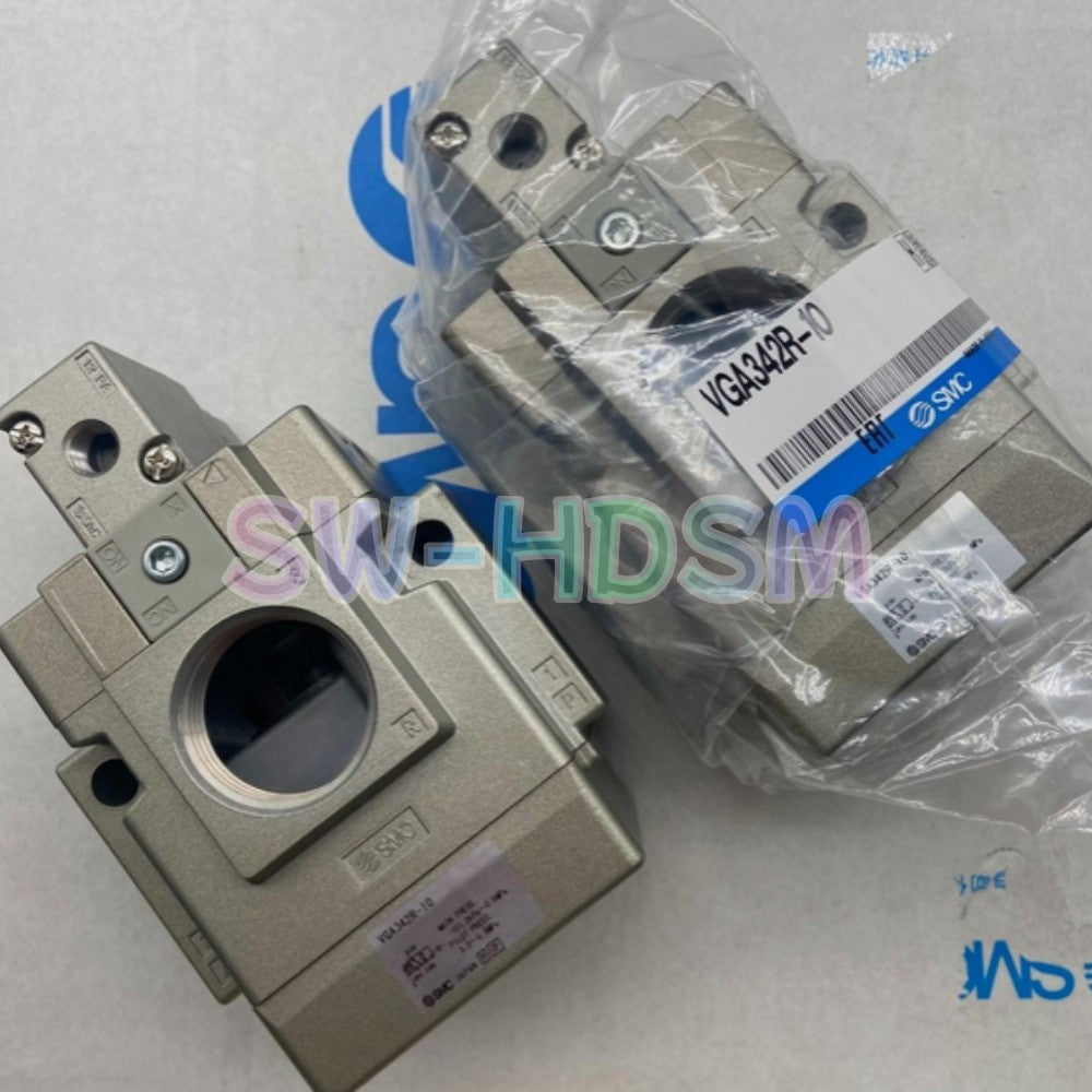 1PCS  for SMC VGA342R-10 Air Pilot Valve Freight Free
