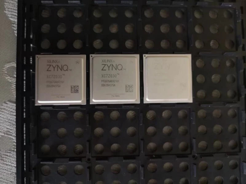 1PCS  XILINX   XC7Z030-2FFG676I  MPU Zynq-7000 Thumb-2 32-Bit  . /UPS