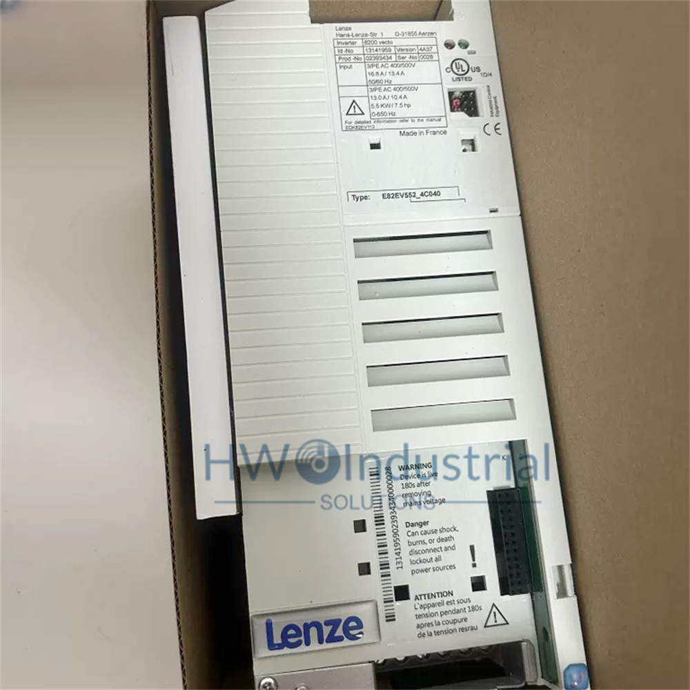 1/Piece LENZE Inverter E82EV552K4C040 E82EV552-4C040 Free Shipping