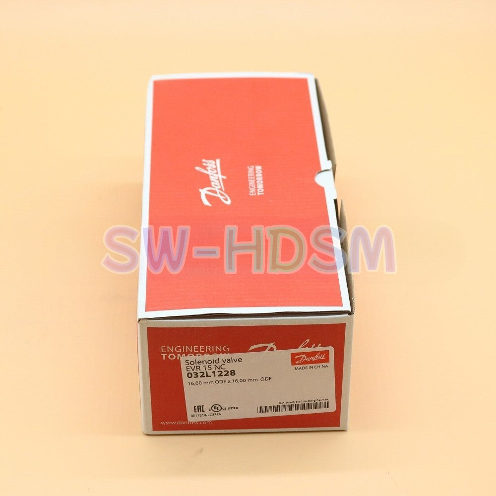 1PCS  for Danfoss EVR15 032L1228 Solenoid Valve Freight Free