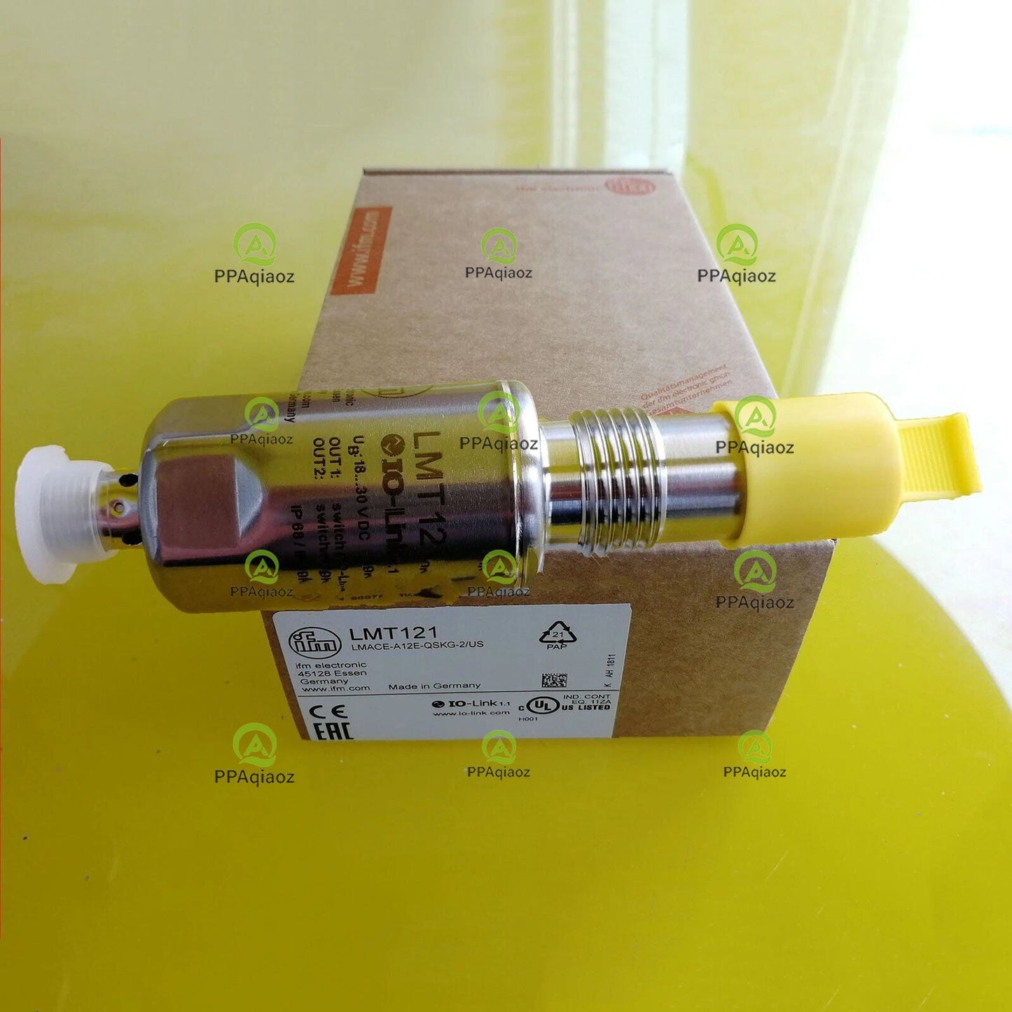 1PC  IFM LMT121 Pressure Switch LMT121 In Box ping