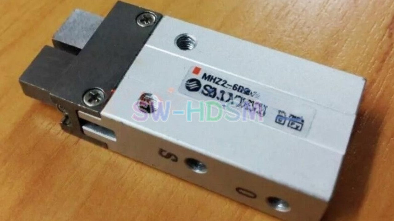 1PCS  For SMC Cylinder MHZ2-6D3 freight free
