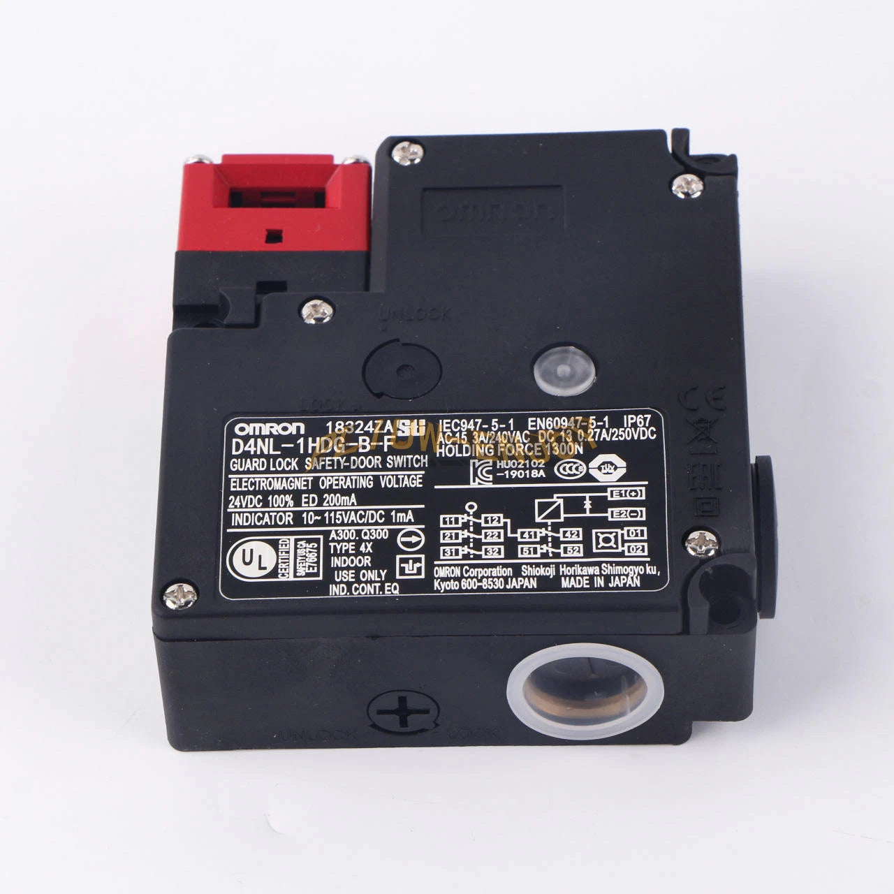 ONE  OMRON safety door switch D4NL-1HDG-B-F #P