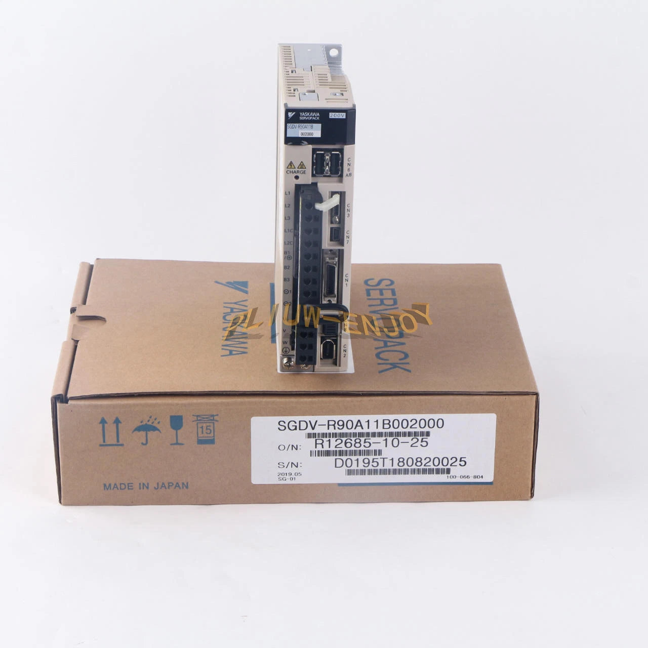 1PCS Yaskawa SGDV-R90A11B002000 servo driver /da #P