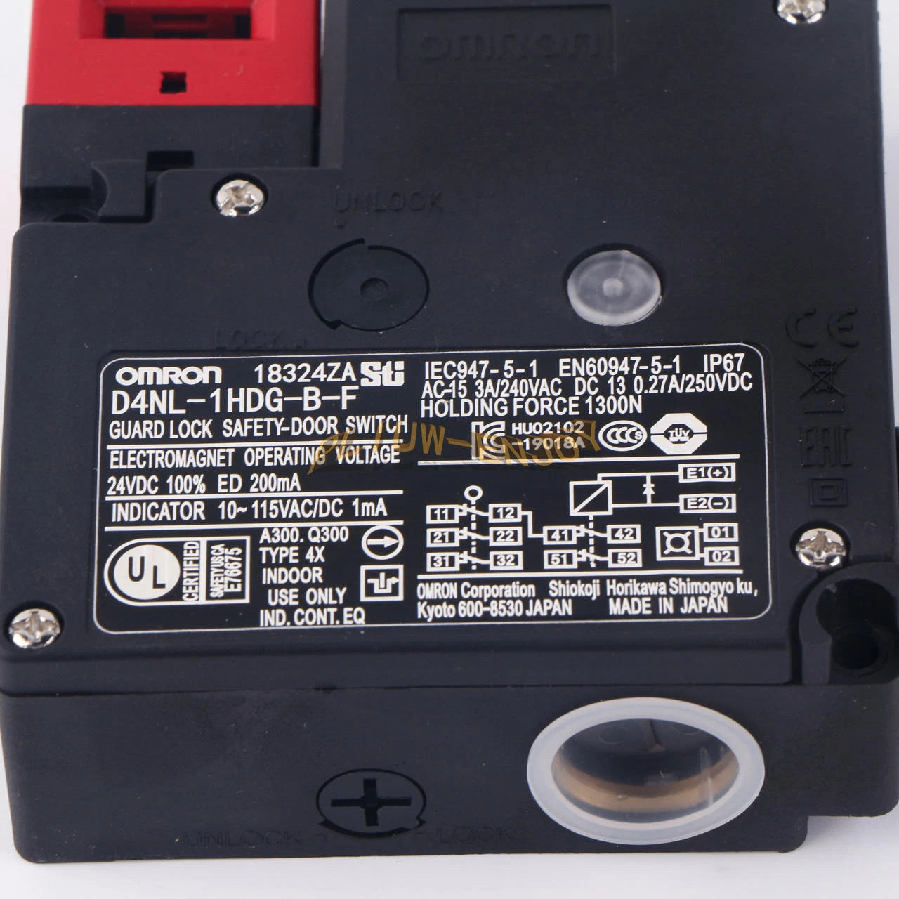 ONE  OMRON safety door switch D4NL-1HDG-B-F #P