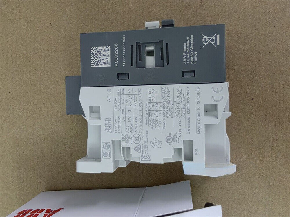 1PC  ABB AF12-30-10-11 Contactor 24-60V50/60HZ 20-60VDC