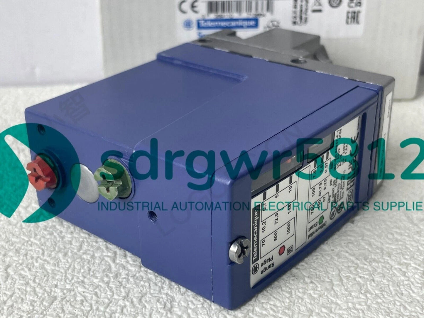 In Box Telemecanique XMLB010A2S11 Pressure Switch Fastshipping  #P