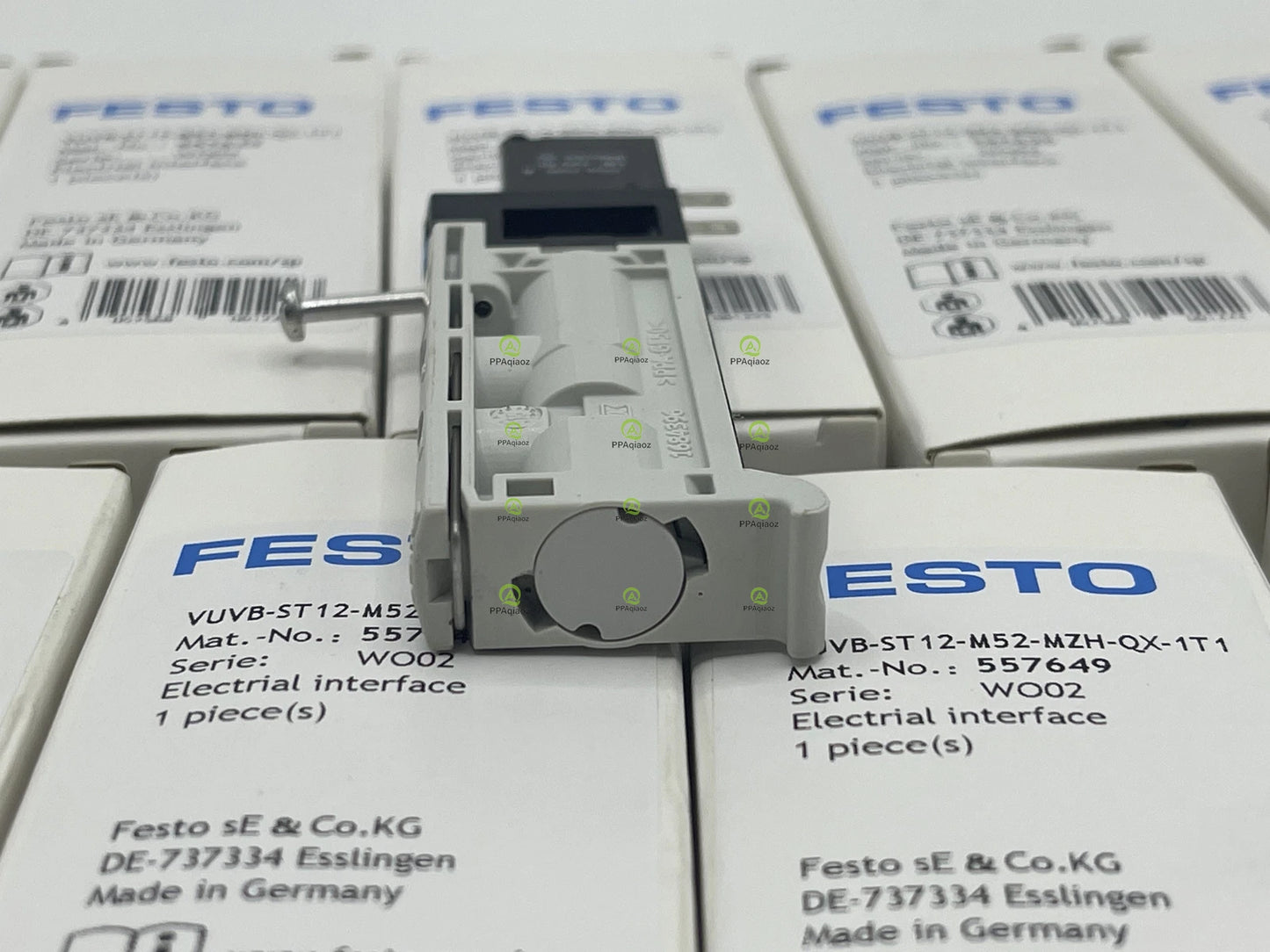 1Pcs  FESTO solenoid valve VUVB-ST12-M52-MZH-QX-1T1 557649