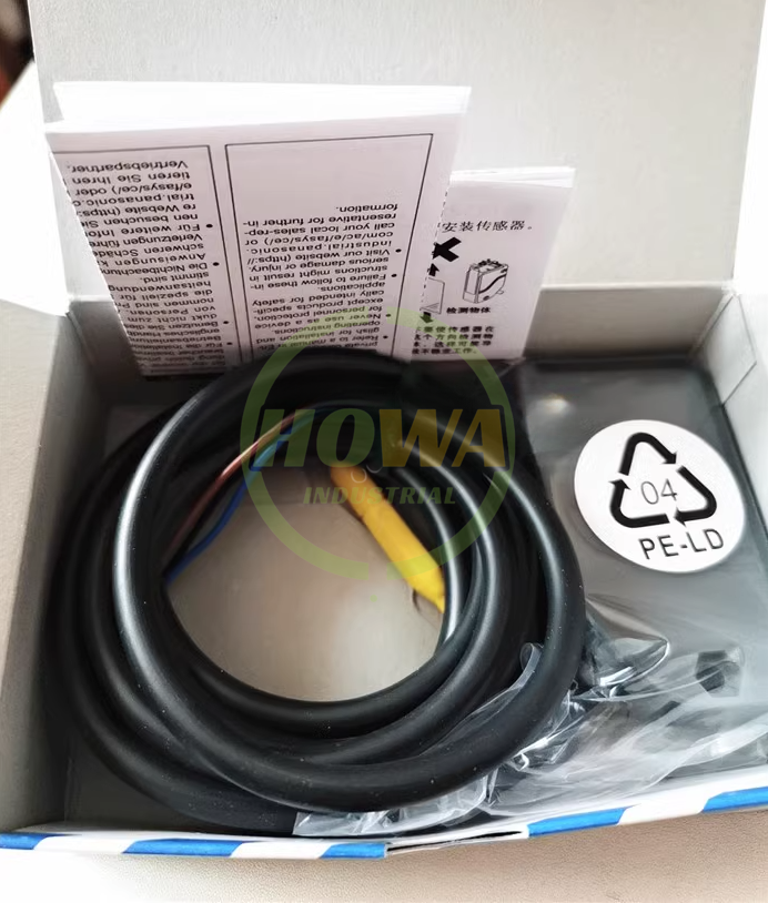 For Panasonic/SUNX EQ-34-PN  Photoelectric Sensor Free Shipping