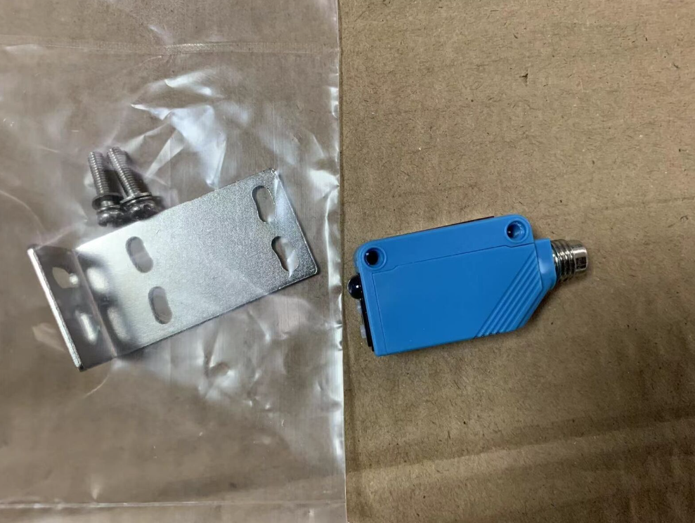 For Sick WT150-P460 WT150P460 6011050 Photoelectric Proximity Sensor
