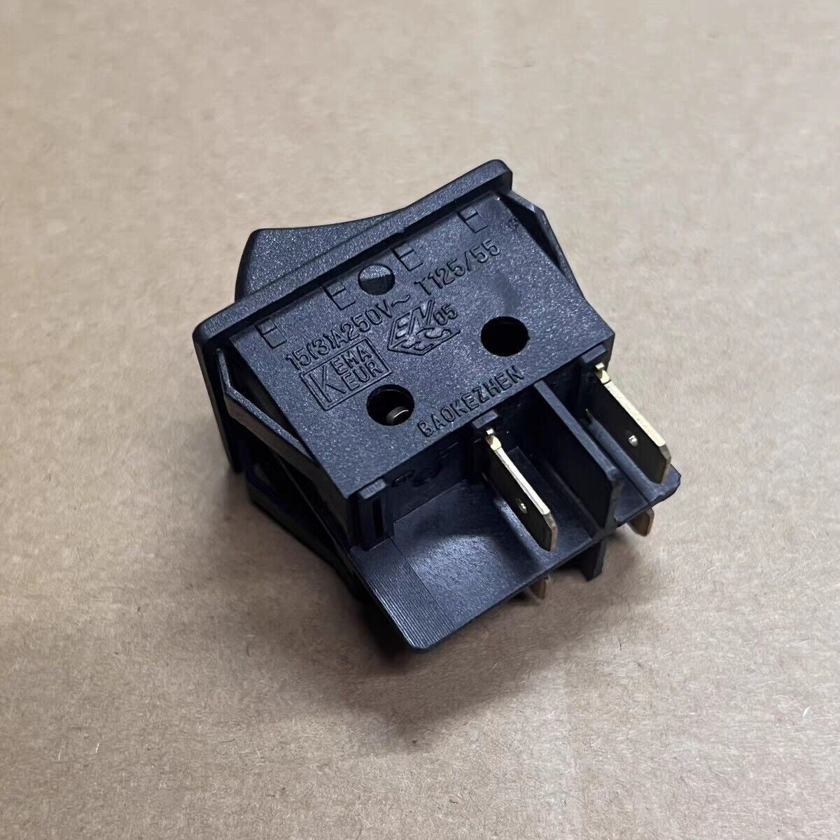 BAOKEZHEN SC767-B1 4 Pins 2 positions Rocker Switch Red Lamp 15A 125/250VAC