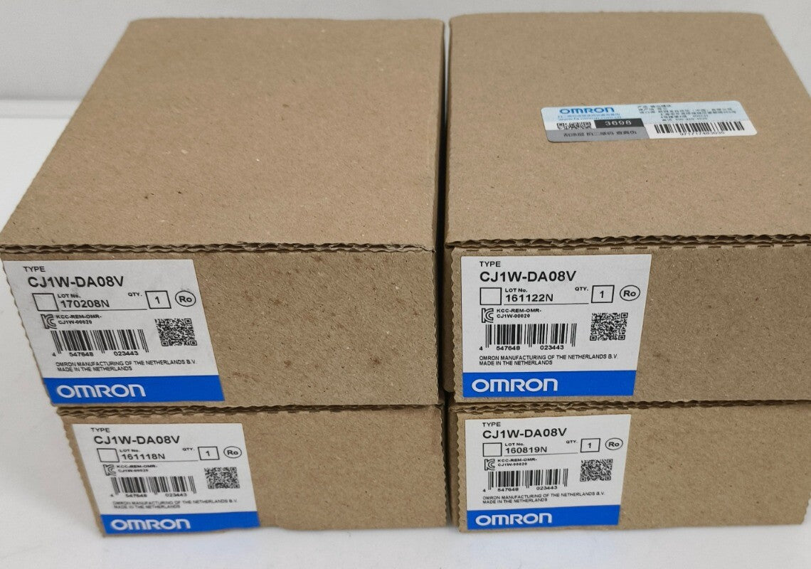1pcs Omron CJ1W-DA08V PLC Module
