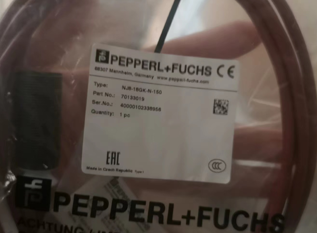 1pcs PEPPERL+FUCHS Sensor NJ8-18GK-N-150