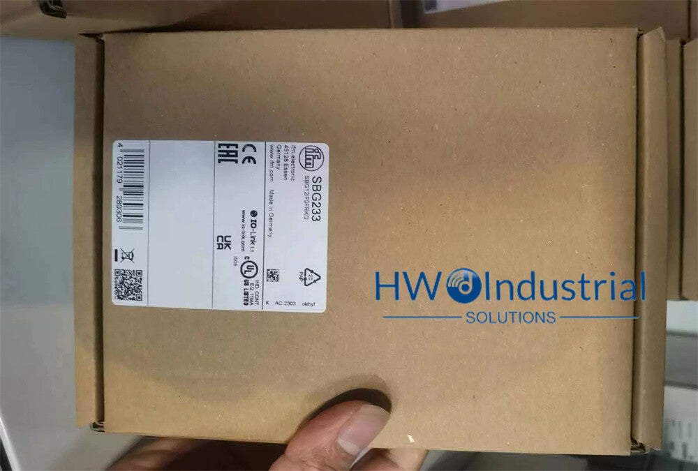 1/Piece  SBG233  IFM Flow Sensor Check Valve Flow Meter
