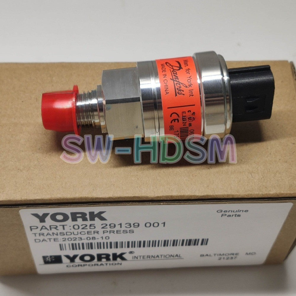 1PCS   YORK 025-29139-001 Pressure Sensor Freight Free