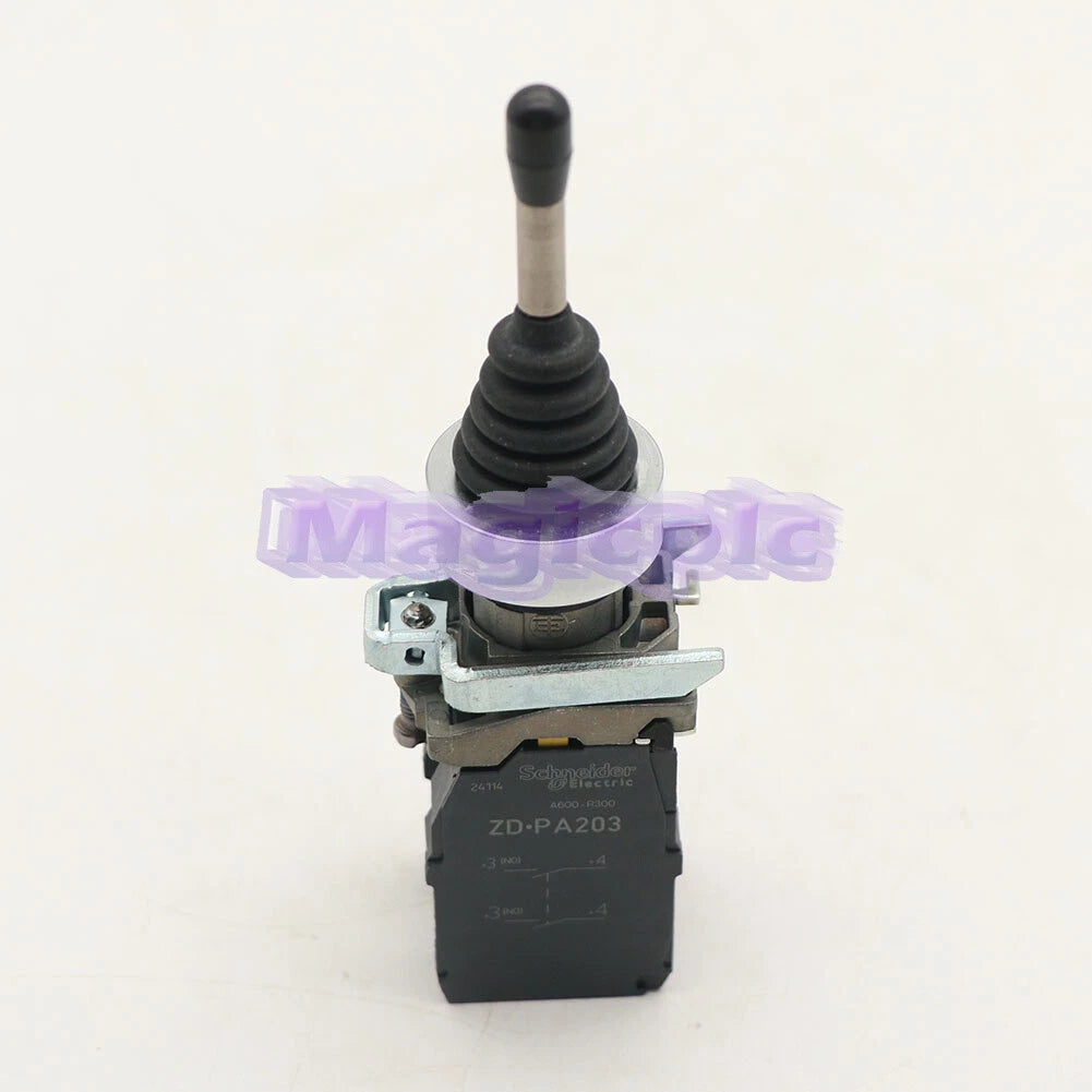 1PC  SCHNEIDER ZD-PA203 Joystick Switch /RS #P