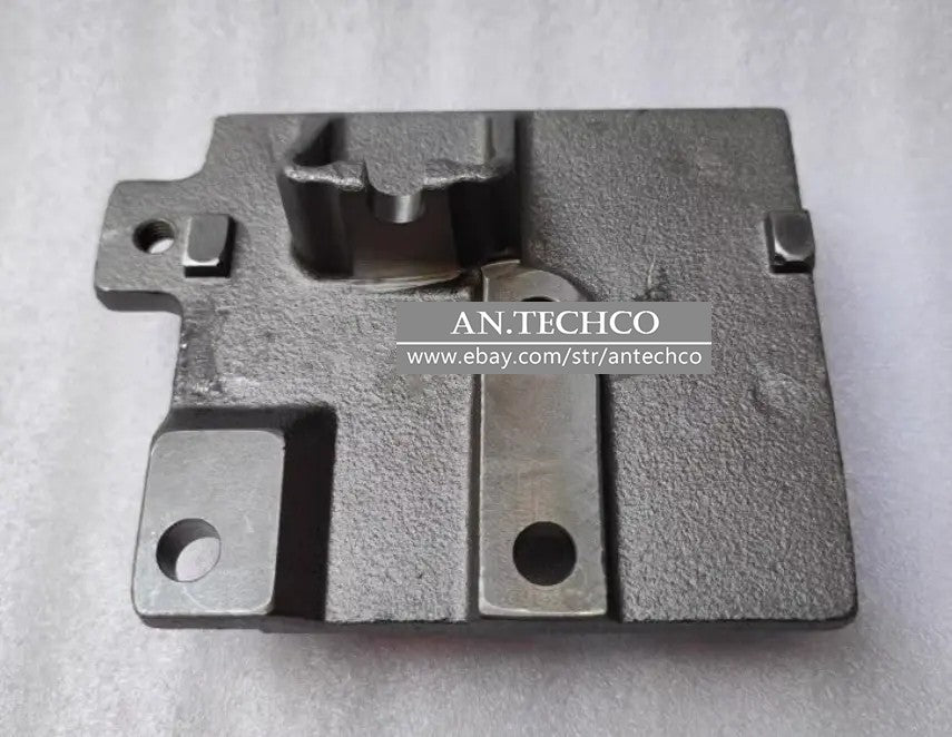 1PCS FOR 4BT/6BT 4993326 accessory air conditioning compressor bracket C4993326