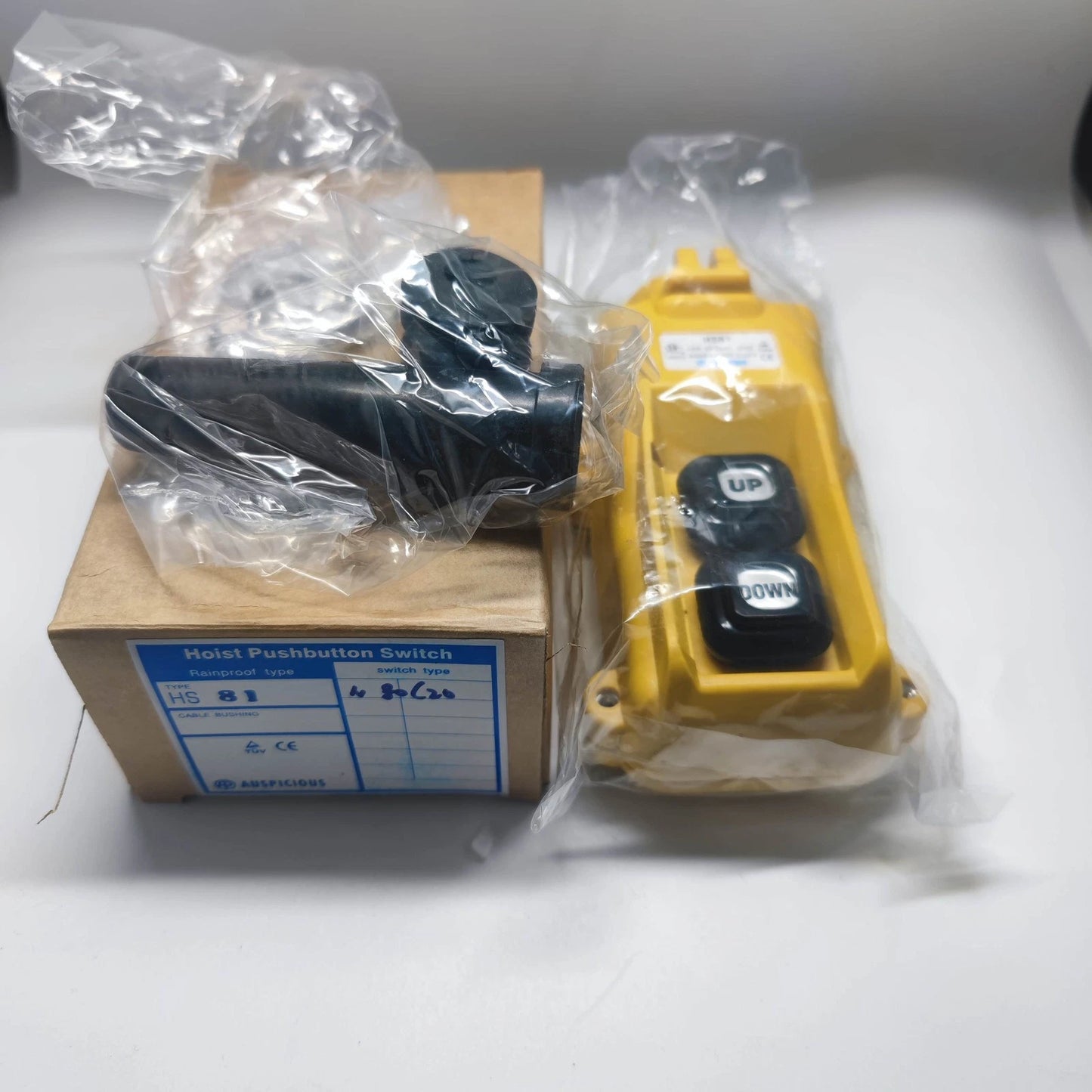 1PC  switch HS-81 Waterproof IP65 TUV CSA CE  HS81 Handing