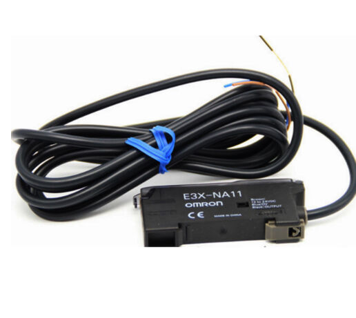 1PC  Omron E3X-NA11 Photoelectric Sensor 12-24VDC Amplifier Unit