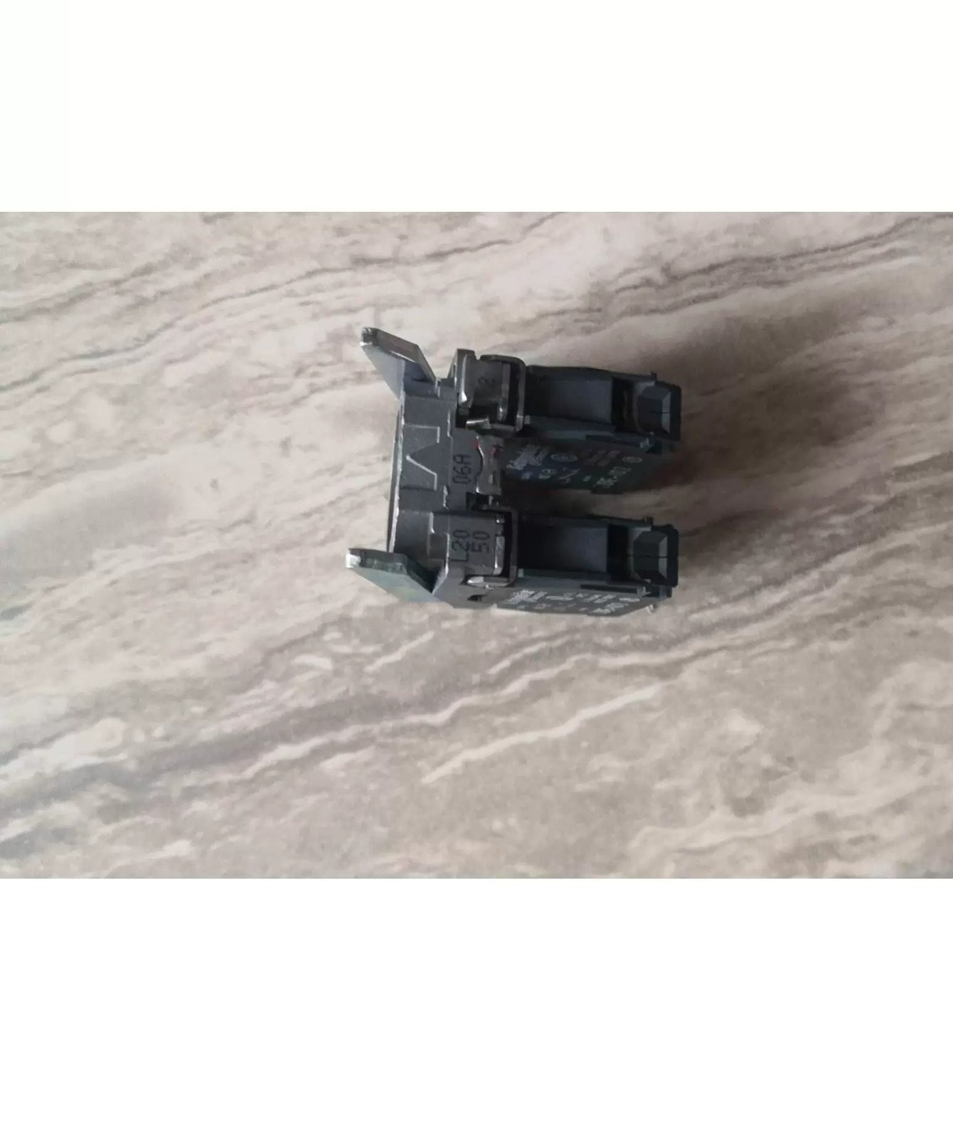 1/Piece  XB4 Series Button Base with Contact Module ZB4BZ104 ZB4-BZ104 2NC