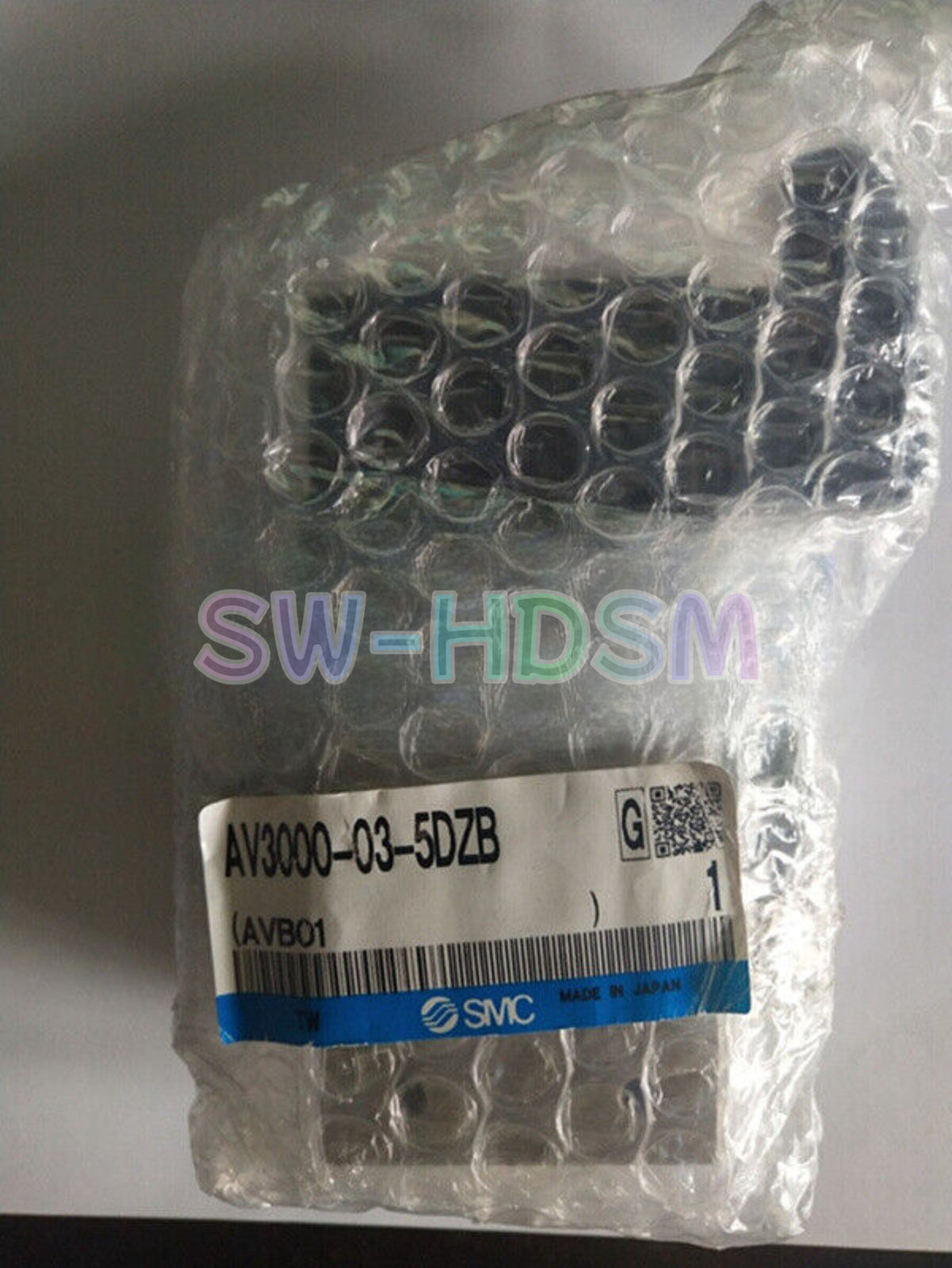 1PCS  for SMC Solenoid Valve AV3000-03-5DZB Freight Free