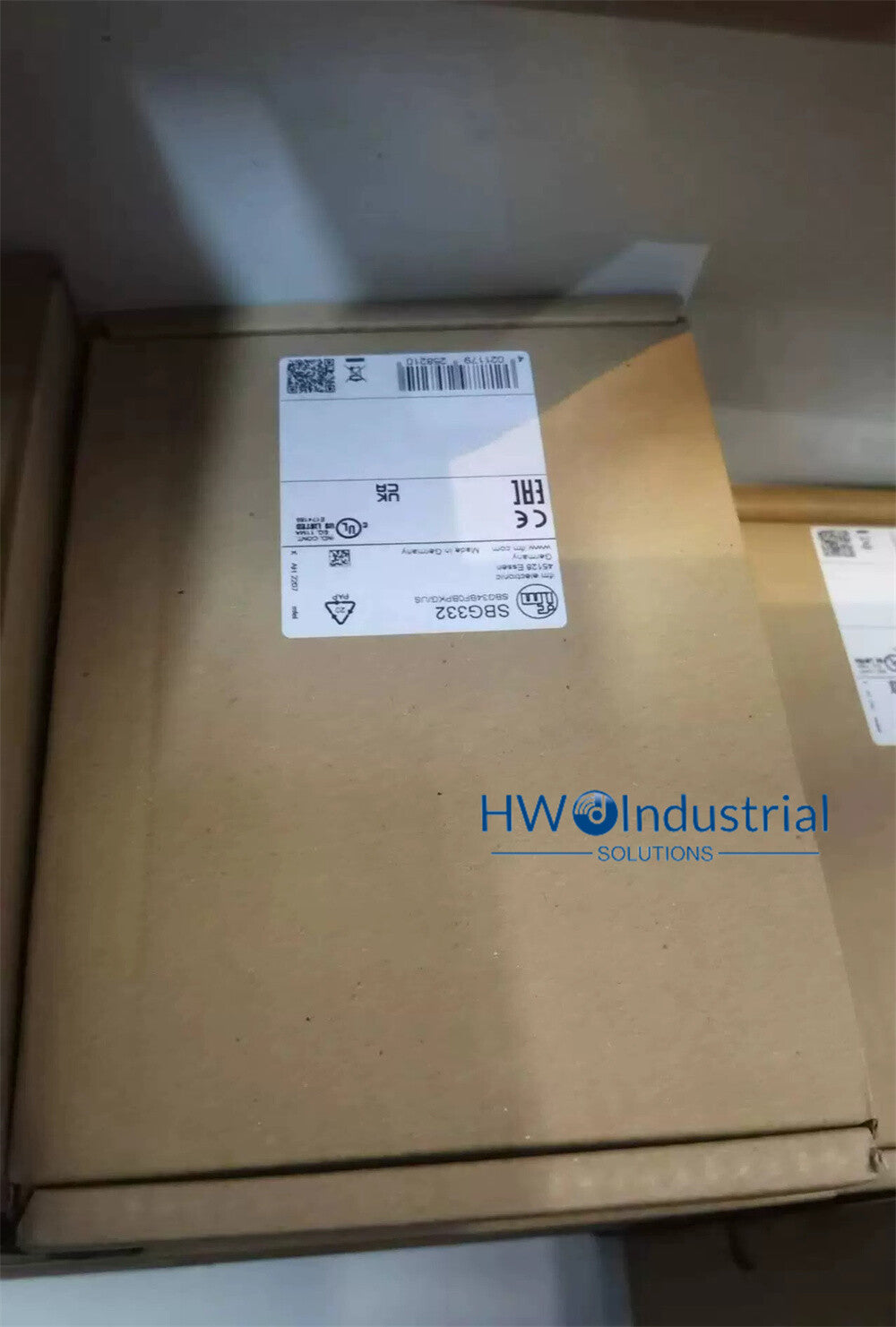 1/Piece  SBG233  IFM Flow Sensor Check Valve Flow Meter