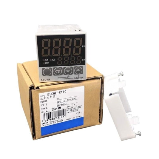 1PC  Omron Temperature Controller E5CWL-R1TC