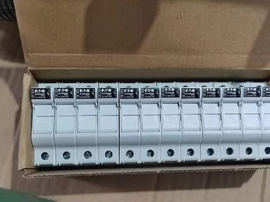 12pcs EATON BUSSMANN CHCC1DU Fuse holder 600V 30A 1pole CHCC  freeship