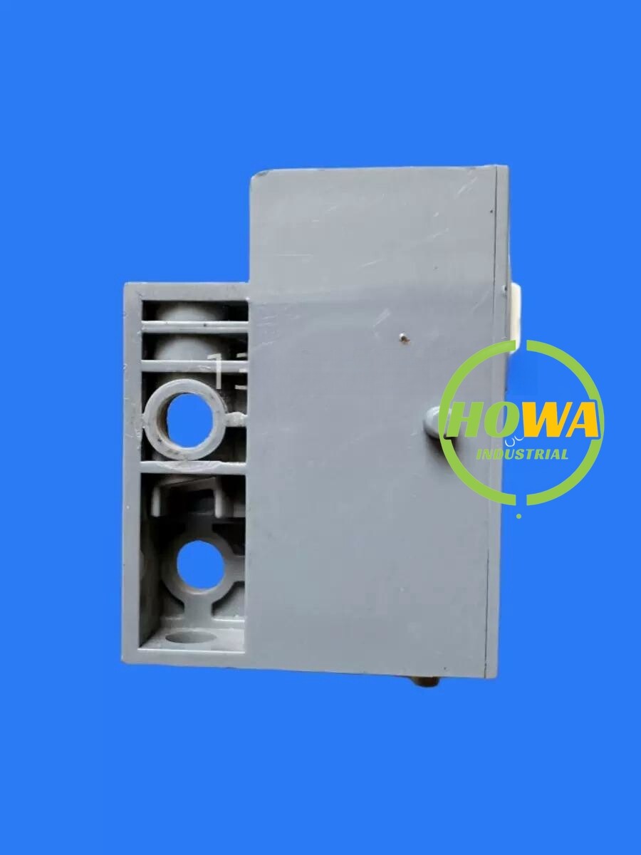 1/piece  CSCA0300A000B15B01 15V Hall Inverter Sensor Current Transformer