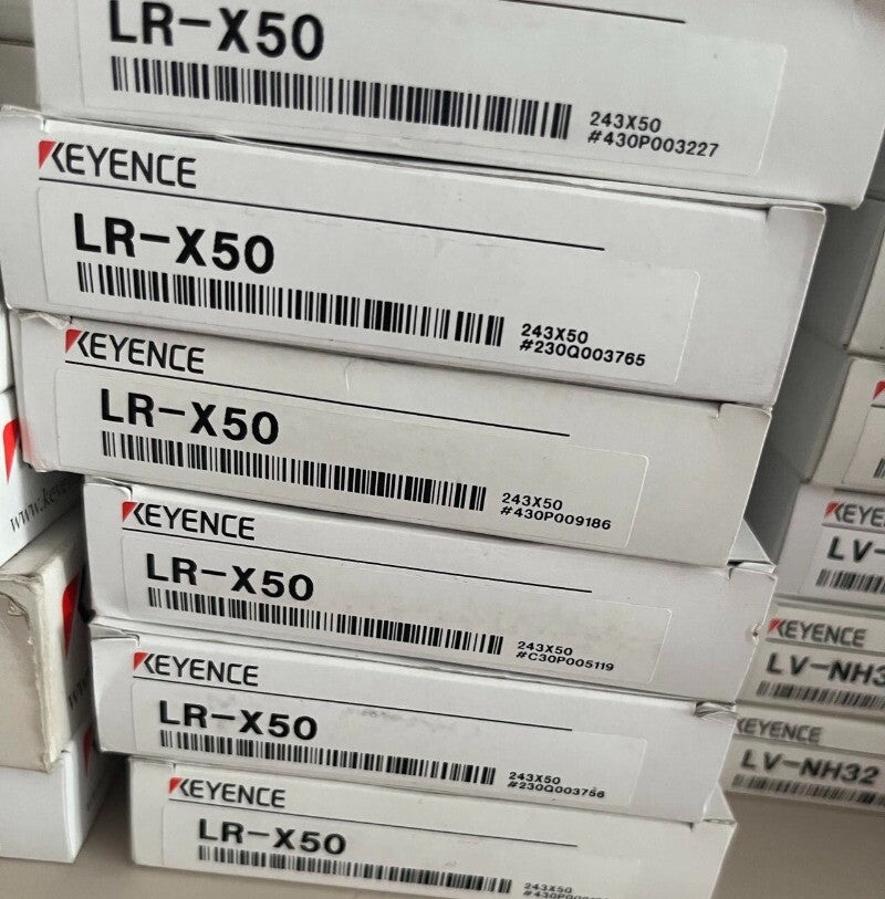 1pcs  KEYENCE LR-X50 Laser Sensor