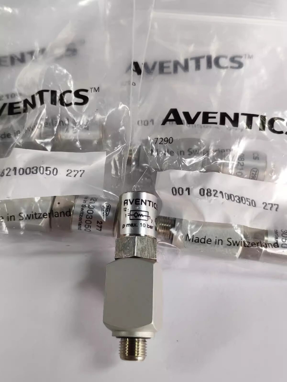 1pcs AVENTICS Pilot check valve 0821003050 Fast delivery