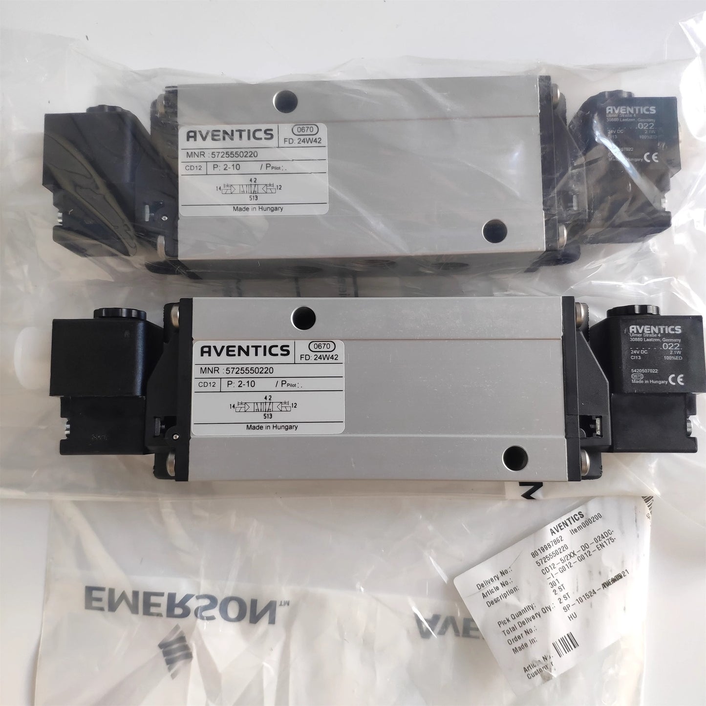 1pcs AVENTICS 5725550220 Pneumatic Reversing Valve 2-position 5-way Fast deliver