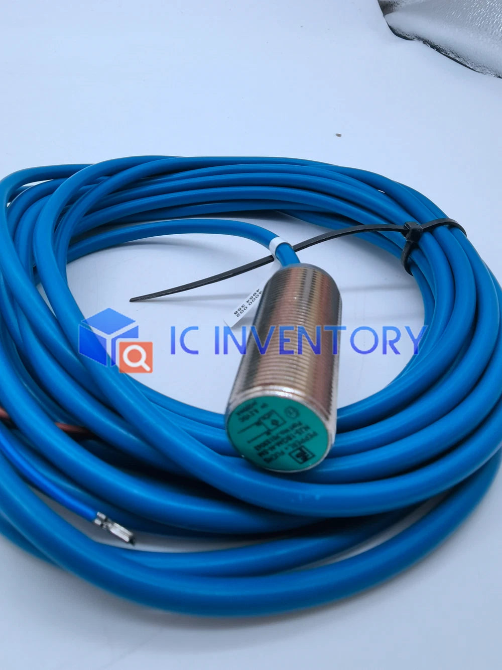 1PCS   PEPPERL+FUCHS NJ5-18GM-N-5M #P