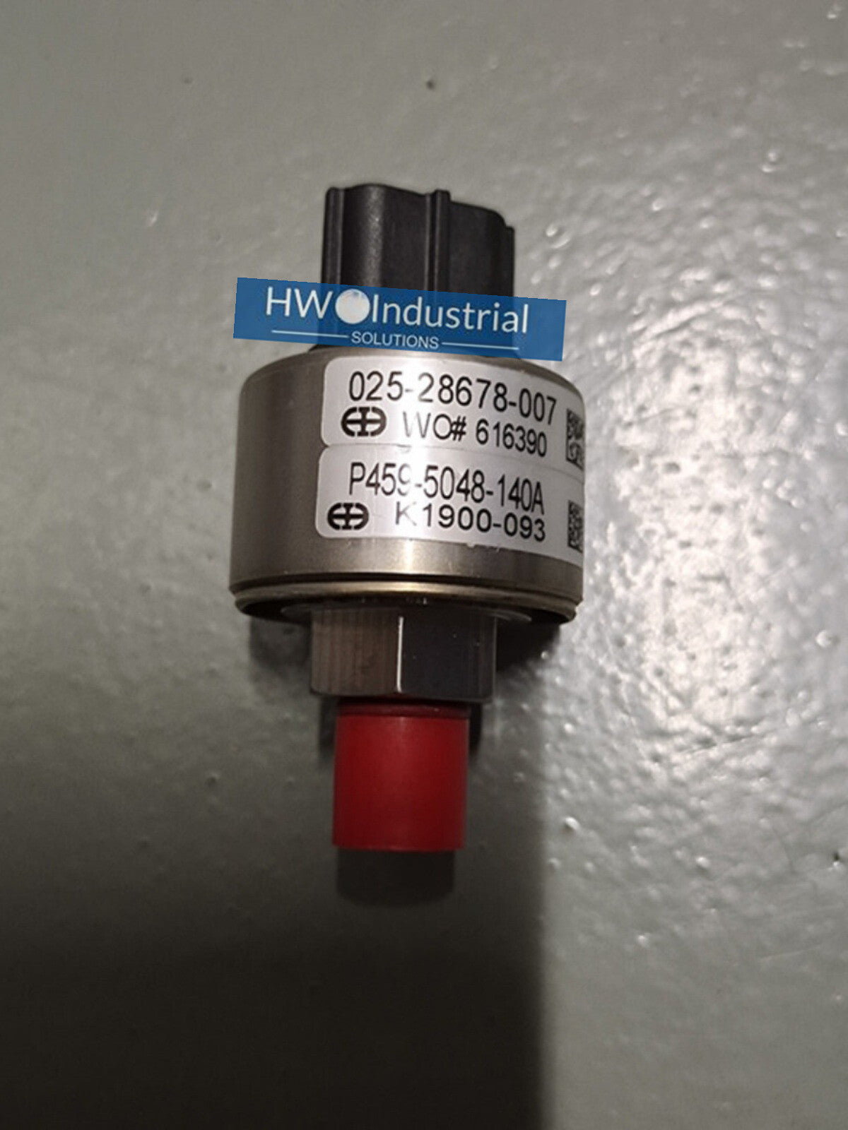 YORK 025-28678-007 Central Air Conditioning Suction Pressure Transmitter Sensor