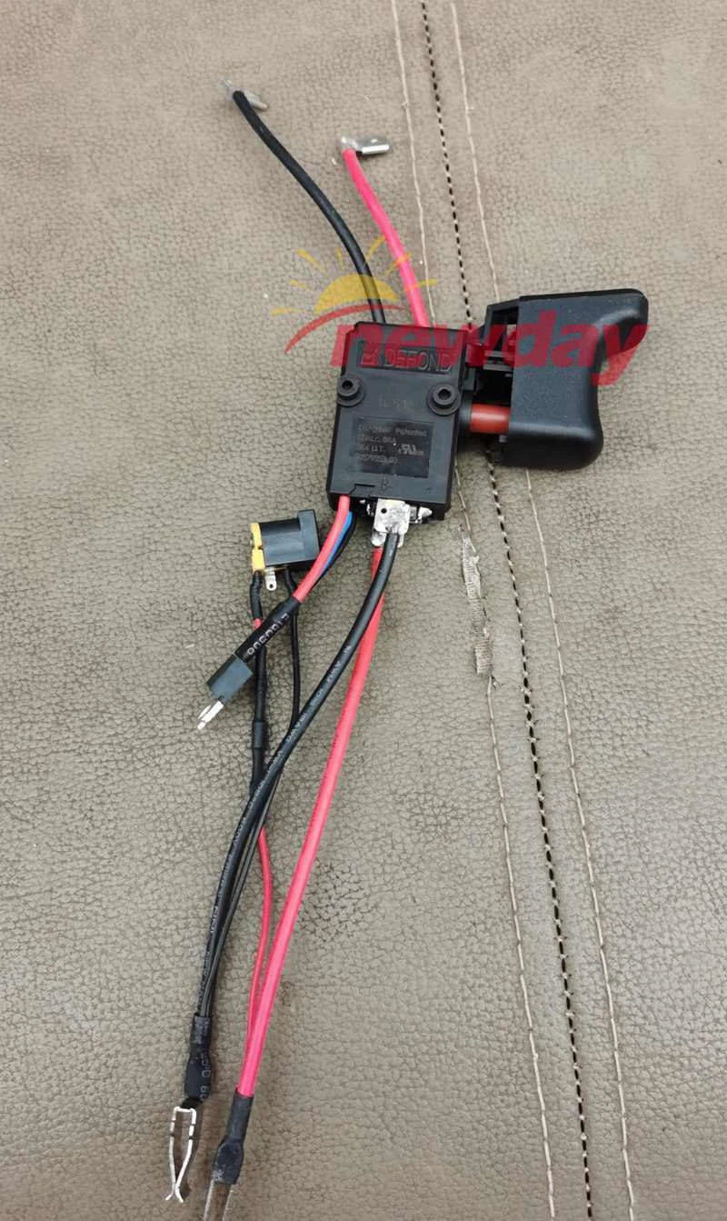 1PC DEFOND CGJ-3108F 12Vd.c. 8RA 5E4 U.T. 90579553-03 Patented Switch