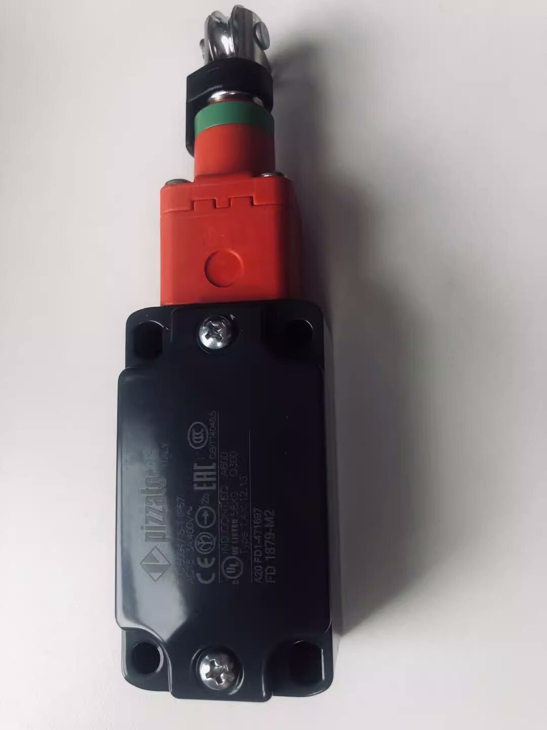 1pcs Pizzato FD1879-M2 Pull Cord Switch