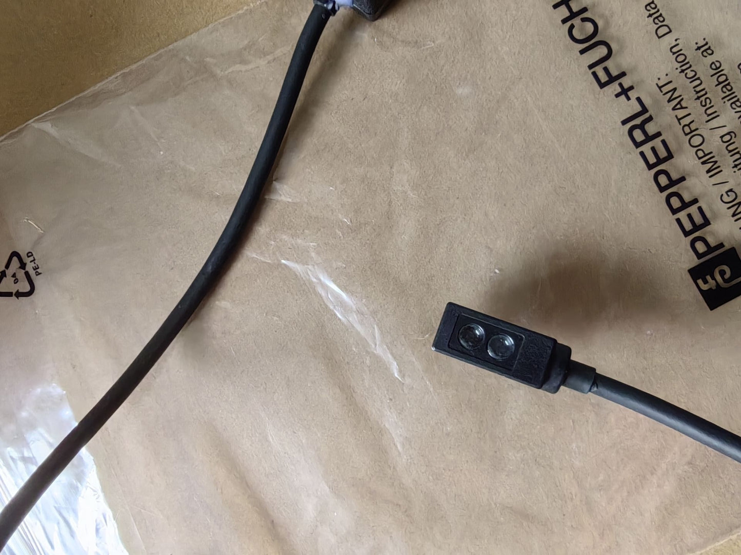 1/Piece  ML4-8-KSU-2325 PEPPERL FUCHS Photoelectric Switch Sensor 419115
