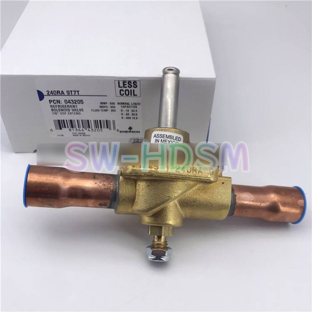 1PCS  for EMERSON COPELAND Solenoid Valve 240RA9T7T 240RA 9T7T Freight Free