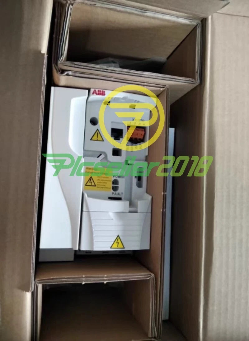 1 PC ACS355-03U-17A6-2+J400  ABB Frequency Converter Fast delivery