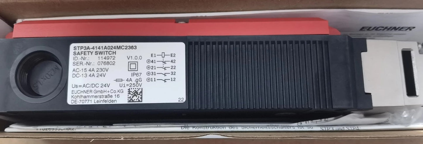 1Pcs  STP3A-4141A024MC2363 Safety Switch