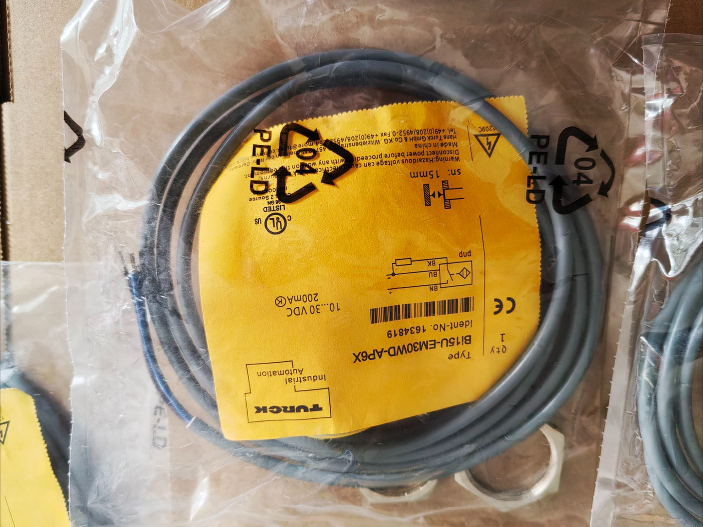 TURCK BI15U-EM30WD-AP6X Inductive sensor 1634819 PNP