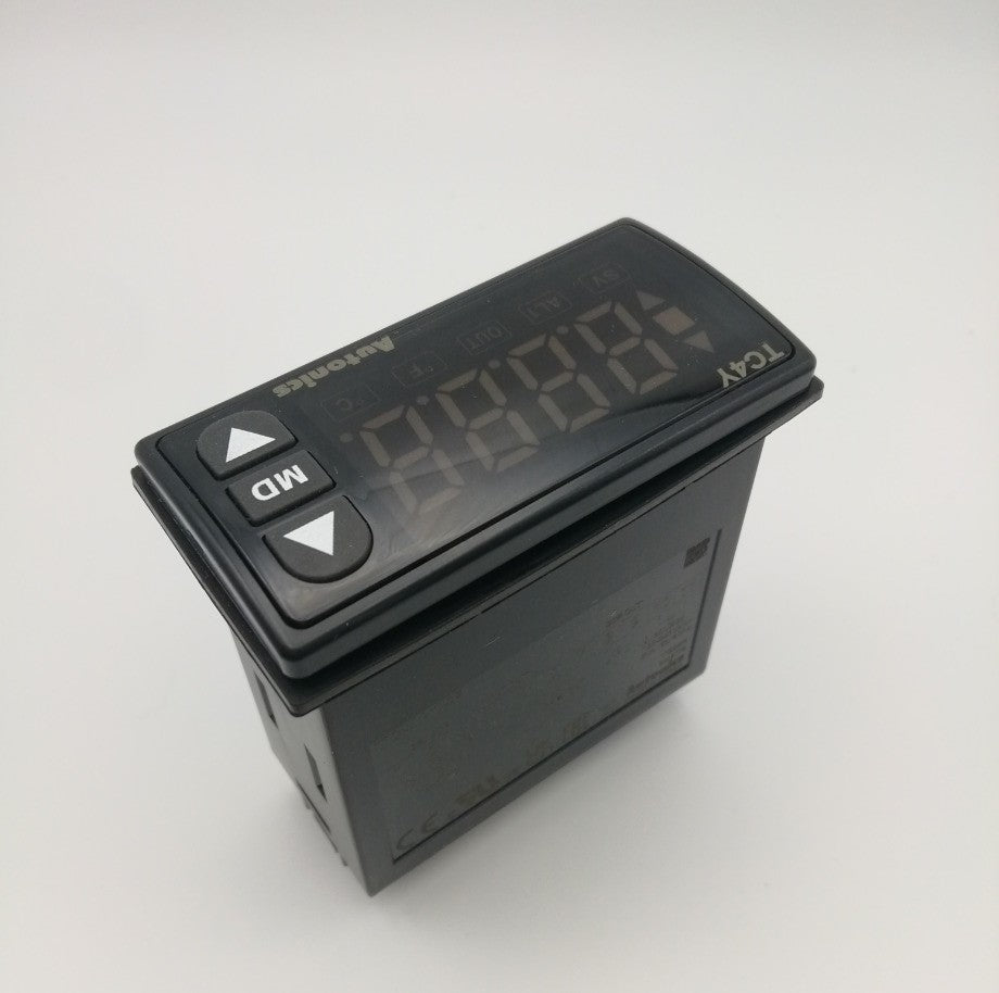 1PC  Autonics Temperature controller TC4Y-14R TC4Y14R