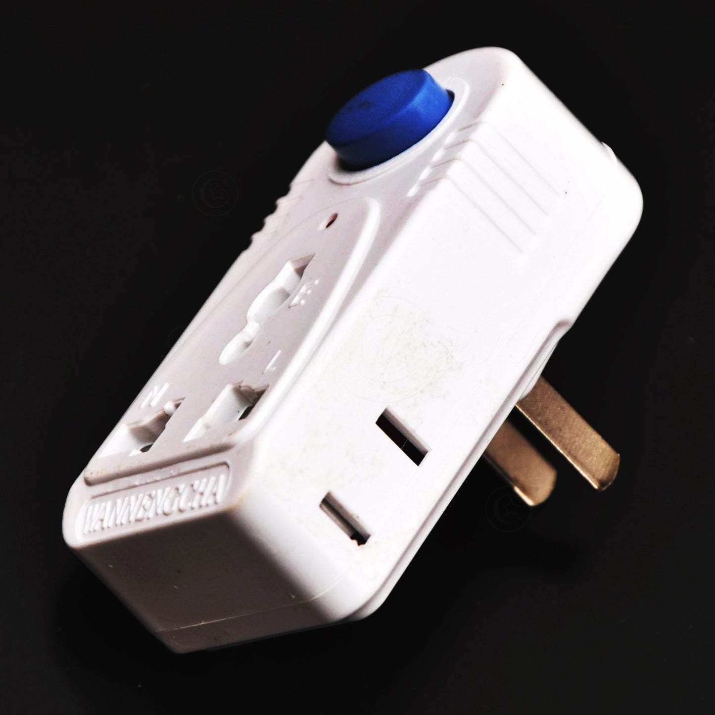 US/AU Plug 1To3 Socket Outlet Converter For Electric Fan Sleep Breeze Slow Down