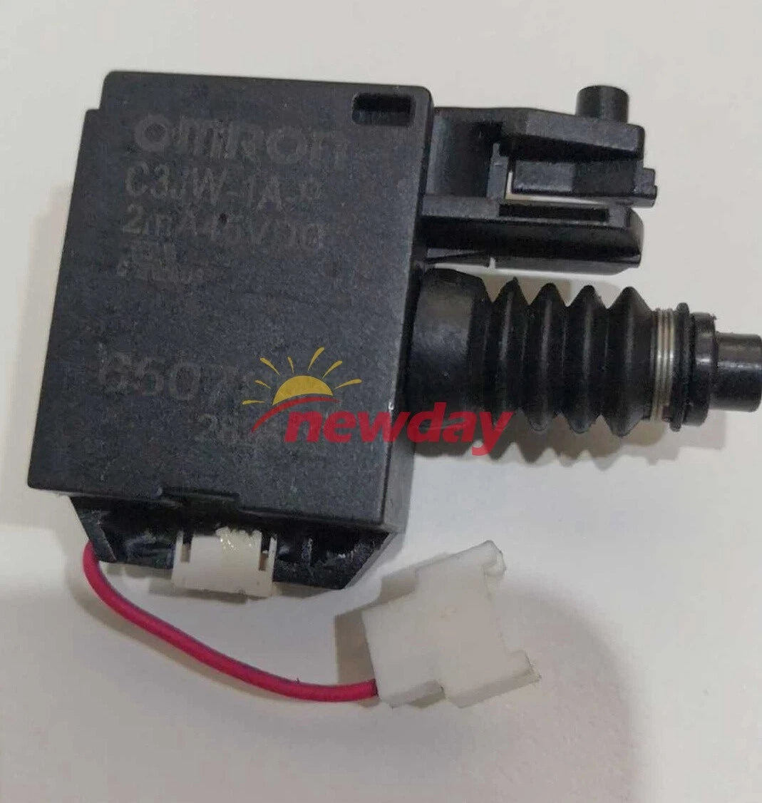 1pc 6507090 C3JW-1A-P 2RmA 45VDC Trigger Switch