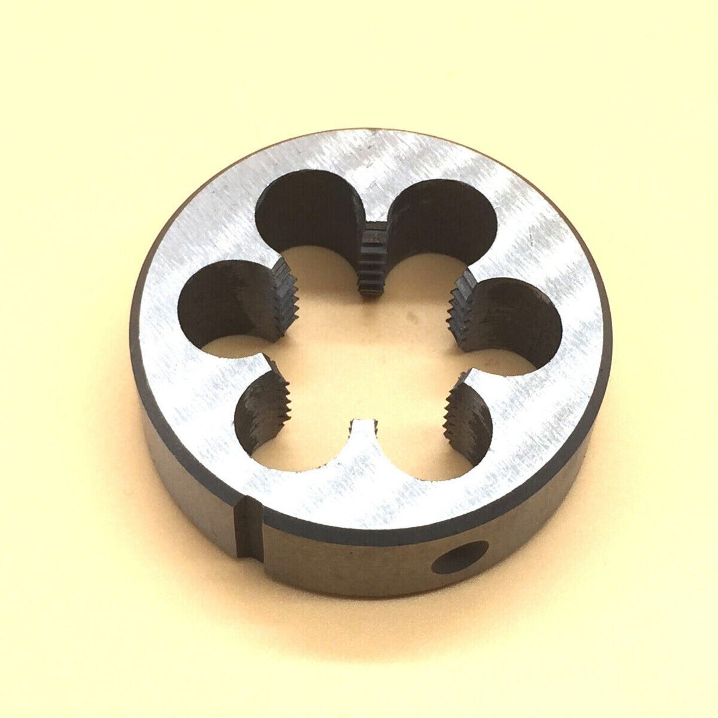 25mm x 1.5 Metric Right hand Die M25 x 1.5mm Pitch
