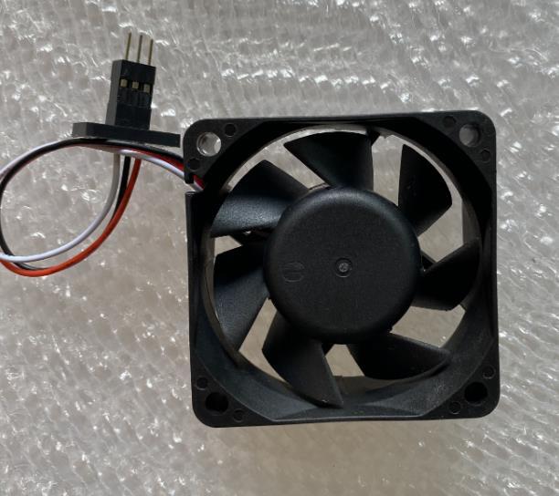 1PC  9WF0624H4D03 24V 0.15A  A90L-0001-0508 Fanuc System Special Fan