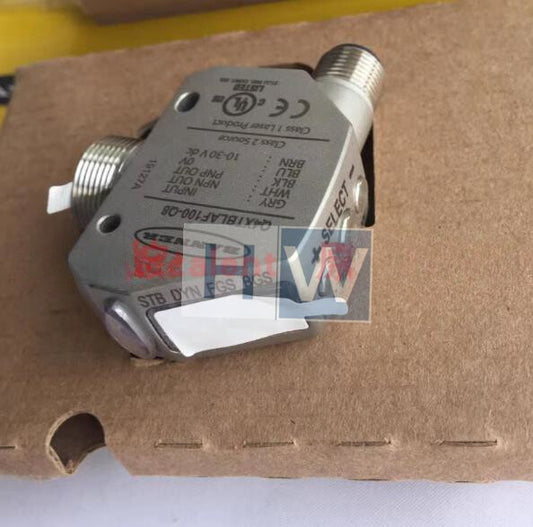 1PC  Laser Sensor Q4XTBLAF100-Q8