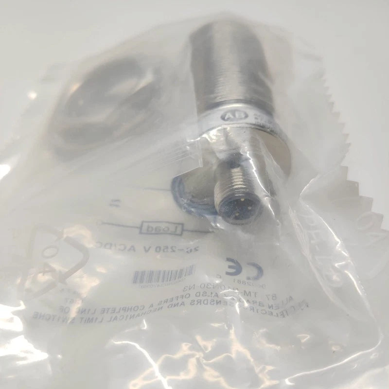1PC   871TM-B10N30-N3   Proximity Switch sensor