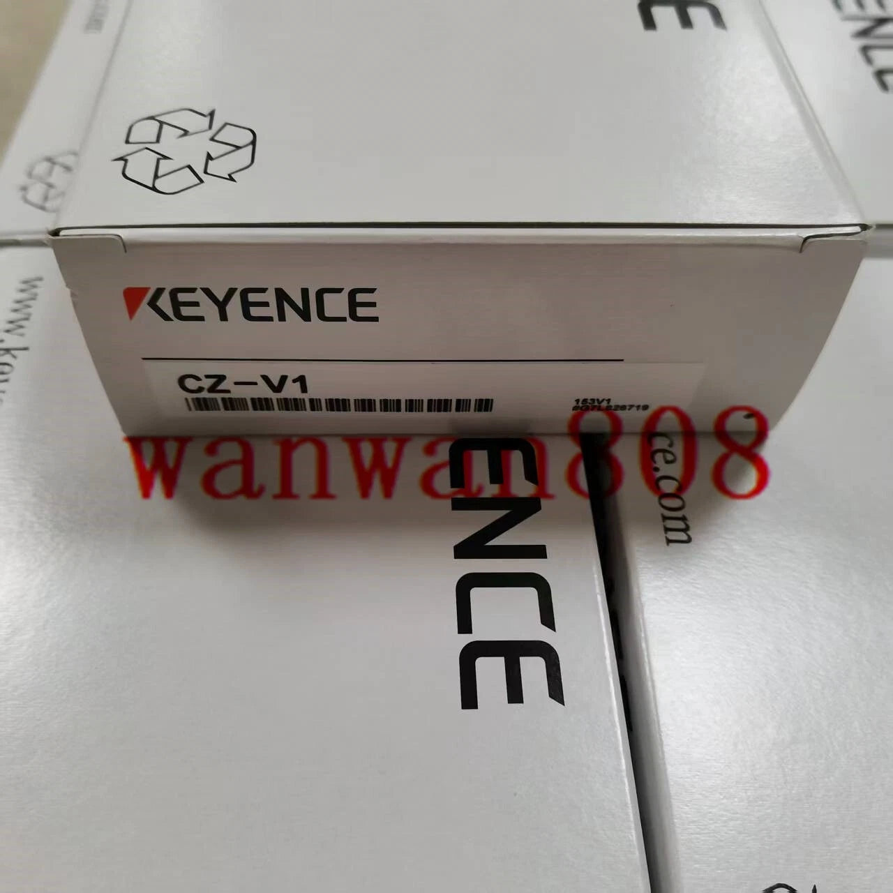 1PCS  Keyence Color DifferentiatinG Sensor Amplifier CZ-V1 Plc Module #P