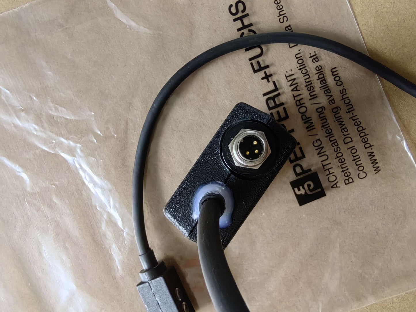 1/Piece  ML4-8-KSU-2325 PEPPERL FUCHS Photoelectric Switch Sensor 419115